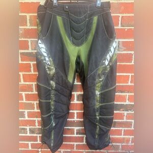 Dye Precision XL Protective Paintball Black and Green Pants See Note E2